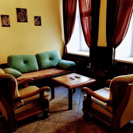 Appartement Apartament Amon à Cracovie Extérieur photo